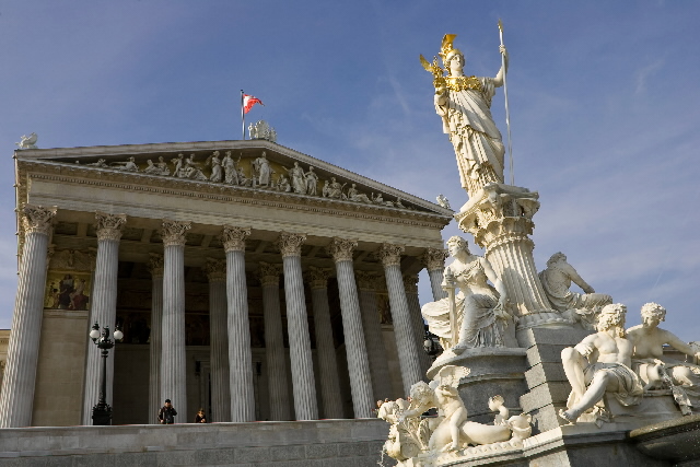 Viena. Parlamento
